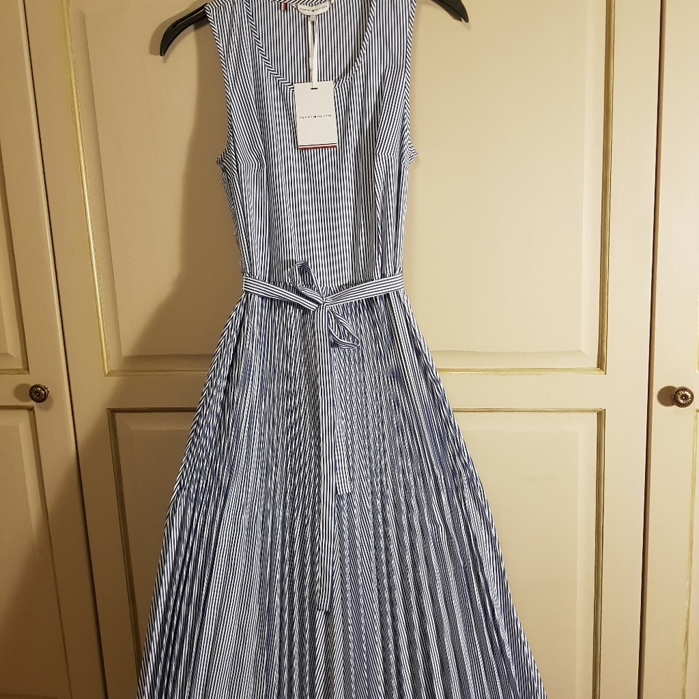 Tommy Hilfiger striped pleated dress